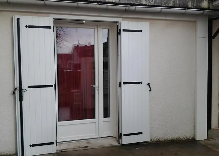 Entre Fac Hopital Et Centre Apartment *